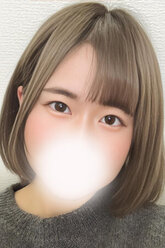 ΂